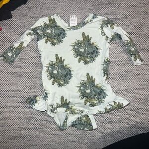 Kate Quinn Green and Cream Kids Bodysuit